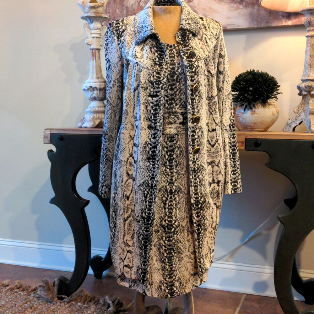 St John snakeskin print  dress and matching coat size 4
